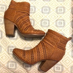 rag & bone Classic Newbury Bootie in Nude Woven